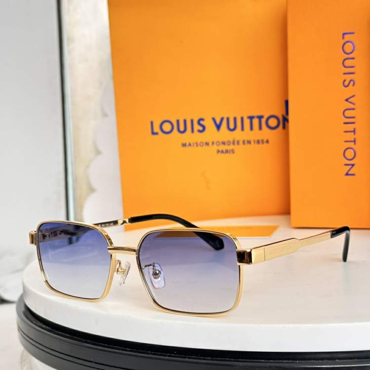 Picture of Louis Vuitton Sunglasses _SKUfw76771929fw